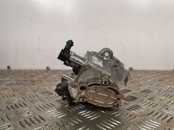 Pompe d'injection OEM 0445010734 pour Honda CR-V image 4