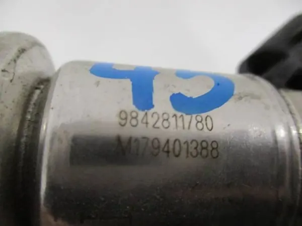 Injecteur AdBlue OEM 9842811780 pour Peugeot 3008 II 1.5 BlueHDi image 6
