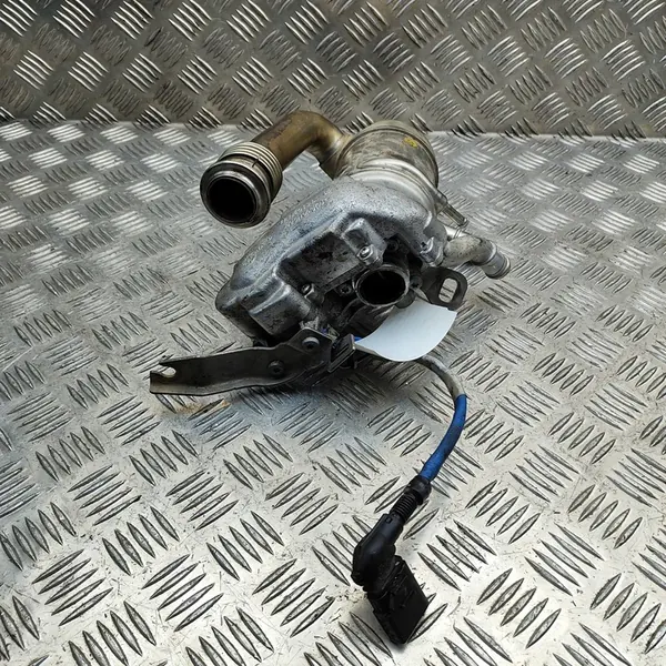 EGR-jäähdytin VW Passat Variant B8 2.0 TDI 03N131512H image 2