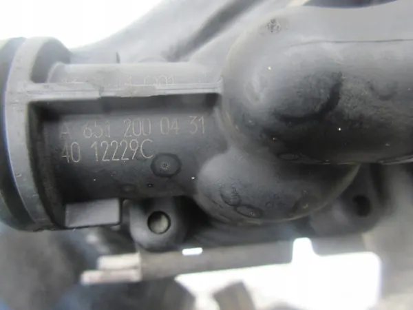 Extra vattenpump Mercedes GLK X204 W204 W212 2.2 CDI 651 image 3