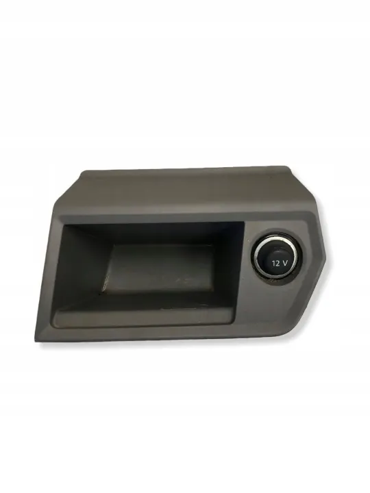 Tupakansytytinpistorasia OEM 7C1857383ABILI VW Crafterille image 2