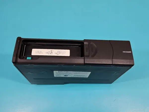 BMW CD-Wechsler OEM 9131852-01 für X3 E83 image 3