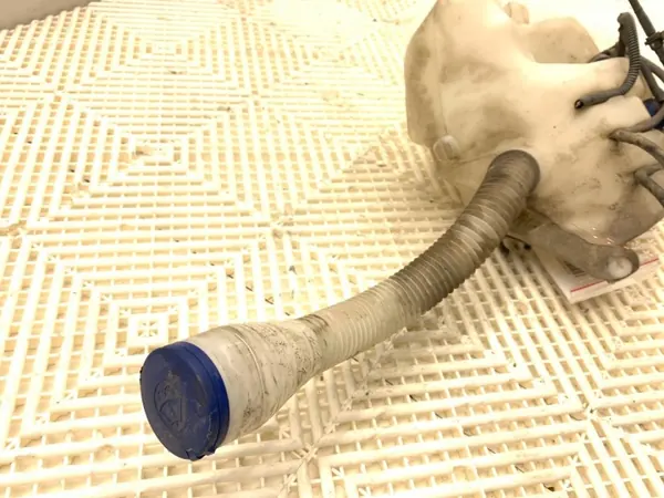 Spolarbehållare OEM 9678866280 för Citroen DS5 2011-2015 image 3