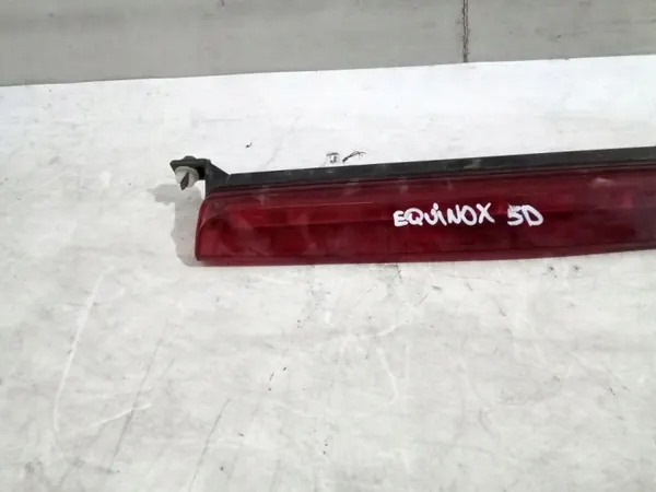 Feu Stop Chevrolet Equinox I 04-09 Pièce OEM image 4