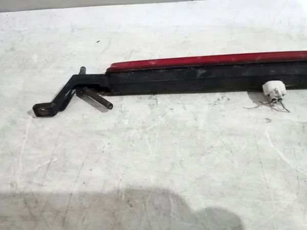 Feu Stop Chevrolet Equinox I 04-09 Pièce OEM image 8