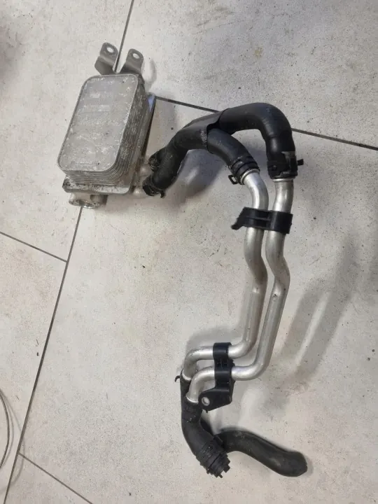 OEM 4G0317021AR Refroidisseur Huile & Tuyaux Eau Audi A4 B9 image 4