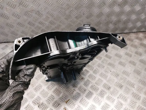 Ventildeckel Volkswagen Golf V 2.0 FSI 06F103469F image 6