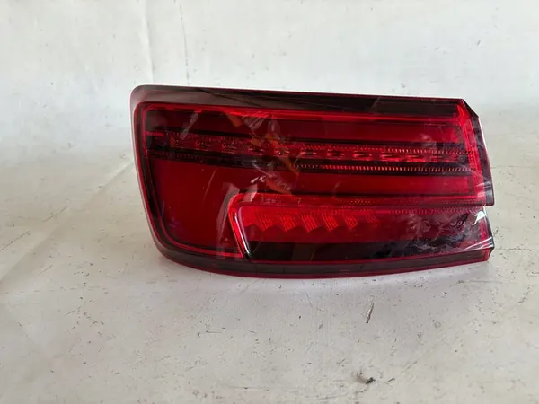 Luz trasera LED izquierda Audi A3 8V Sedan Lift image 3