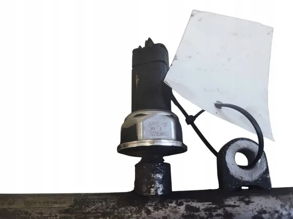 Volvo S40 2005 Brandstofrail image 4