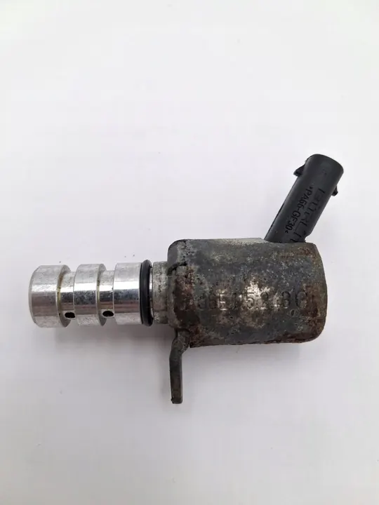 VW Audi Seat Skoda Styrventil 06E115243G image 2