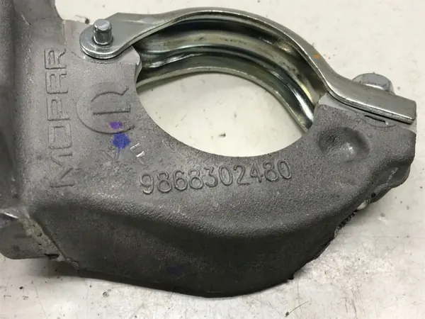 Support d'essieu avant droit OEM 9868302480 Opel image 6
