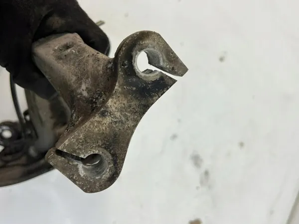 Mangueta Izquierda Delantera Audi A5 8W OEM 8W0407241F image 8