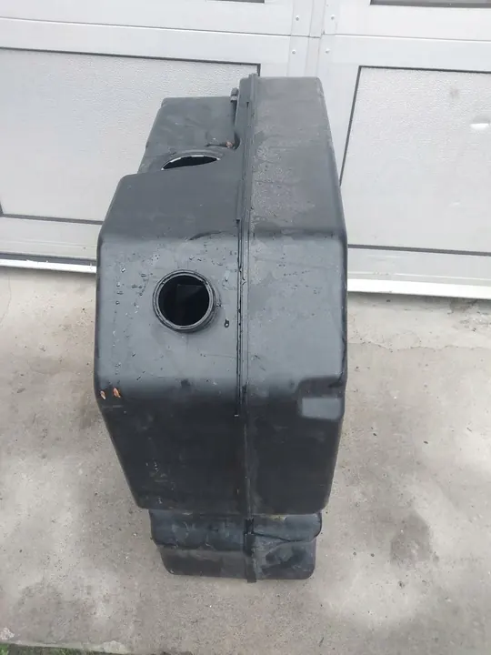 Réservoir AdBlue Scania R Euro 6 105L OEM 2393232 image 1