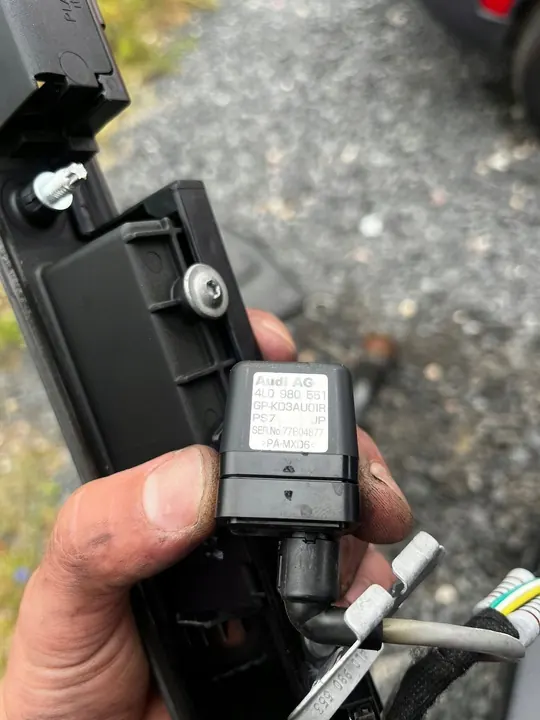 AUDI A6 C6 Kofferraumkamera Abdeckung 4L0827574 4L0980551 image 8