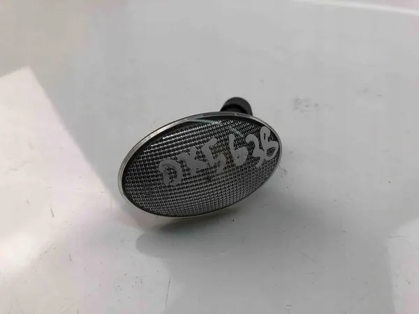 Indicador Esquerdo de Para-choque OPEL CORSA C 13191554 image 2