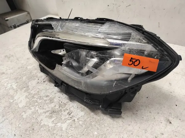 MERCEDES A W176 LIFT 15- VASEN LED-VALO A1769065900 image 5