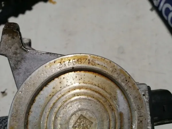 Vattenpump OEM 31368715 för Volvo XC60 2.0L Bensin image 3