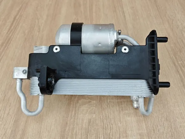 Ilmastointikondensaattori BMW G30 G31 G11 9891030 image 3