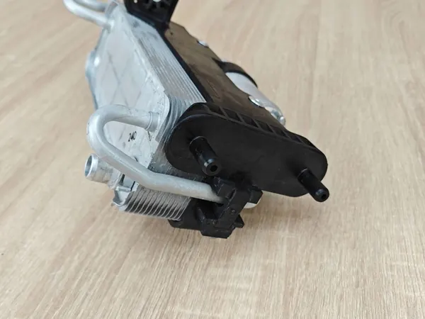 Ilmastointikondensaattori BMW G30 G31 G11 9891030 image 4