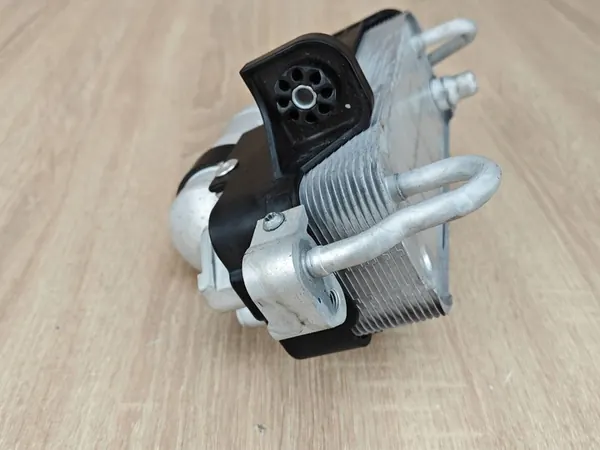 Ilmastointikondensaattori BMW G30 G31 G11 9891030 image 5