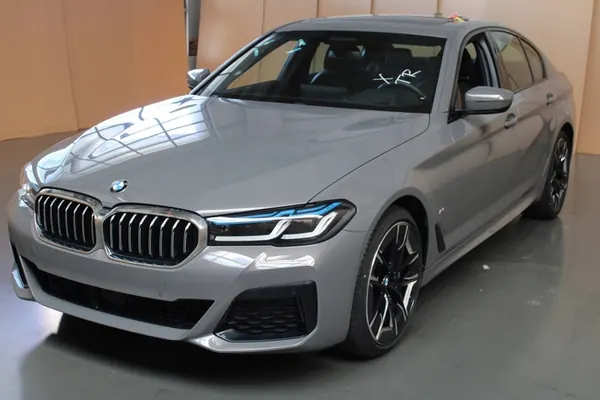 Ilmastointikondensaattori BMW G30 G31 G11 9891030 image 8