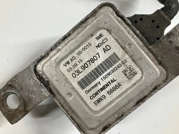 Sensor NOx 03L907807AD para 2.0 TDI 140CV Sharan/Alhambra image 3