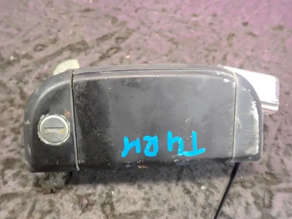 VW Transporter T4 Oikea Takakahva 701837210 image 2