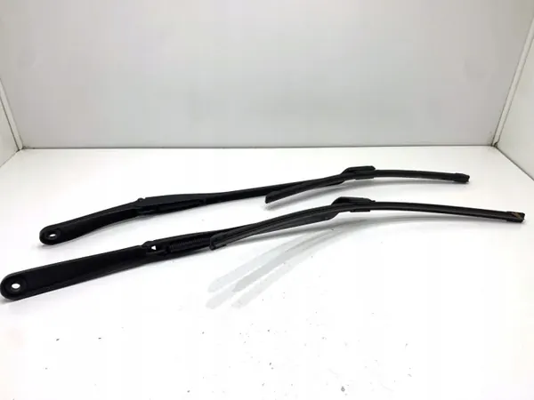 OEM LORK-745-125339 Pyyhinvarsisarja Etu BMW G31 image 2