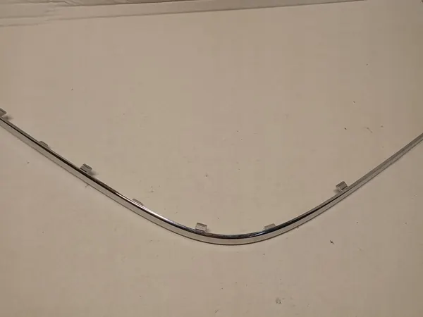 Moldura de parachoques delantera izquierda Mercedes W210 A2108850774 image 4