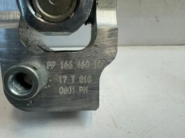 Accouplement de colonne direction OEM 166460109 Mercedes image 3