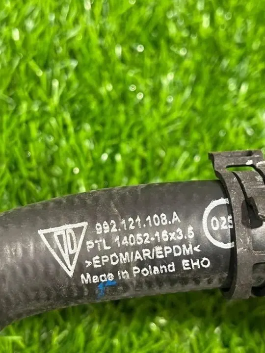Waterpomp leiding OEM 06H121601P Porsche Panamera image 3