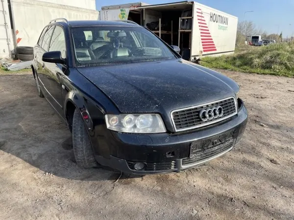 Collecteur d'échappement Audi A4 OEM 059131799 2.5L image 4
