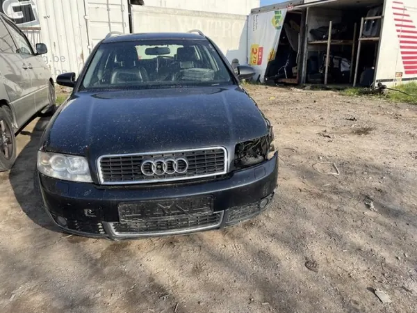 Collecteur d'échappement Audi A4 OEM 059131799 2.5L image 5