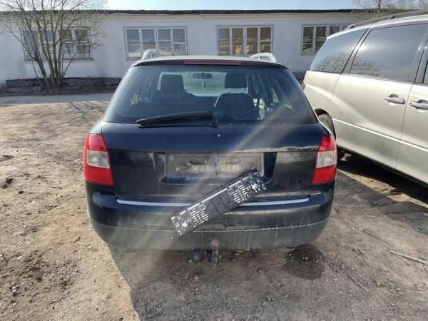 Collecteur d'échappement Audi A4 OEM 059131799 2.5L image 9