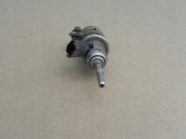 AdBlue-suutin OEM 9801187080 Citroen C4 Picasso:lle image 3