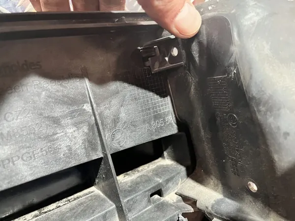 Skoda OE 57A805588H para-choque dianteiro image 7