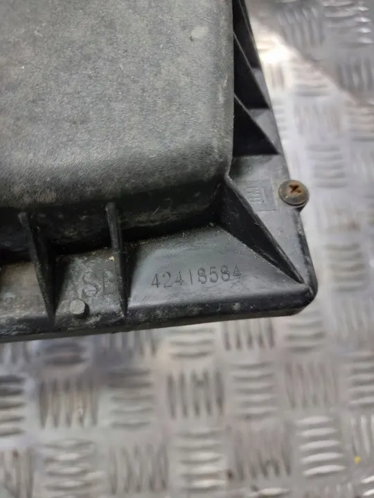 Luftfilterhus OEM 42418584 för Opel Zafira C image 6
