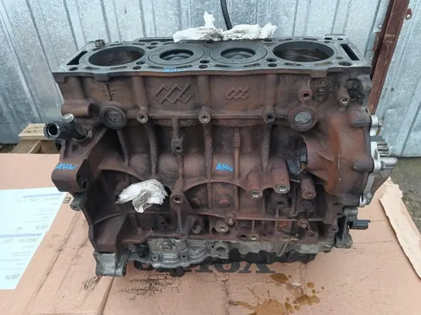 Peugeot Moottorilohko AHW 112727022026 - 2.0 BlueHDI image 3