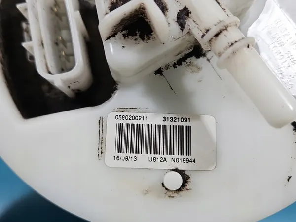 Bomba de Combustível Volvo V40 II 12- 1.6 T3 31321091 4PIN image 4