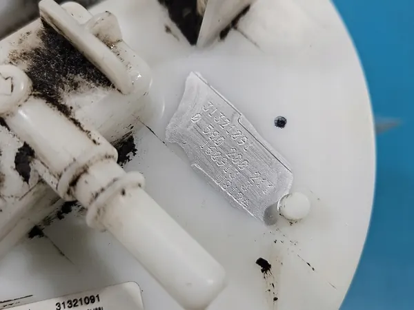 Bomba de Combustível Volvo V40 II 12- 1.6 T3 31321091 4PIN image 5