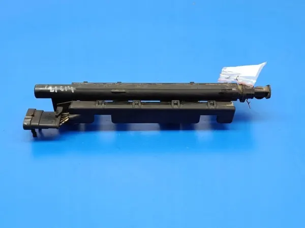 Riel de inyección Renault OE 7700114546 Clio II 1.2 image 3