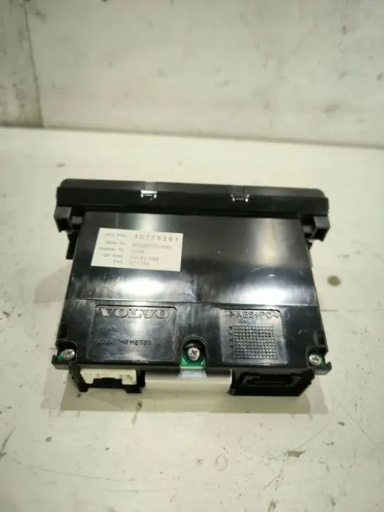 Volvo V50 Navigationsskärm OEM 69594580 Begagnad image 4