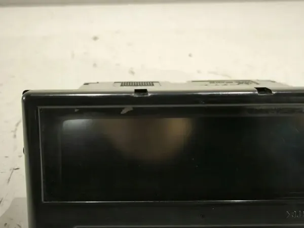 Volvo V50 Navigationsskärm OEM 69594580 Begagnad image 8