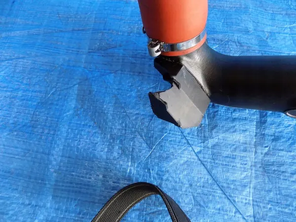 Luftrohr Renault Master III 2.3 DCI image 2