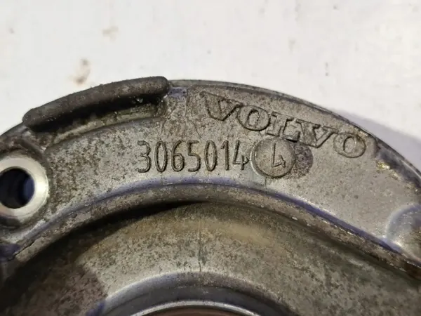 Pompe à huile OEM 30650144 pour Volvo S60 V70 XC70 image 5