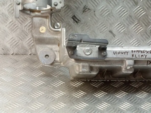 Suporte Compressor Ar BMW 5A075D6 - Peça OEM Usada image 7
