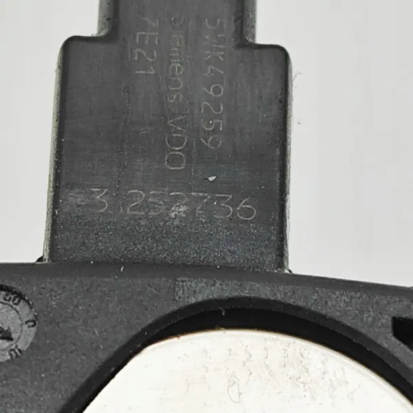 Interruptor de ignição OEM 30737157 para Volvo V50 2.0L Diesel image 10