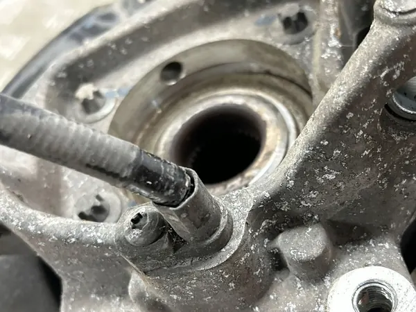 Mozzo ruota posteriore destro Dodge Challenger 68089312AD image 5