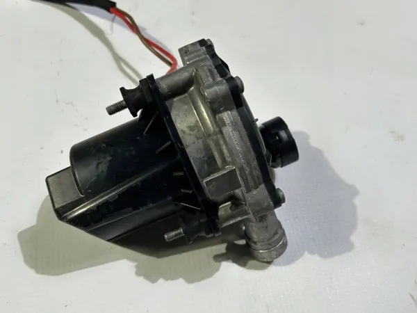 Pompe à air secondaire OEM 6700035001 Maserati Quattroporte image 5