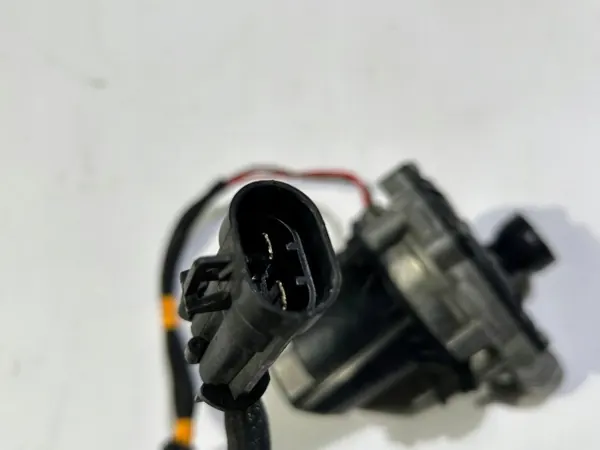 Pompe à air secondaire OEM 6700035001 Maserati Quattroporte image 6